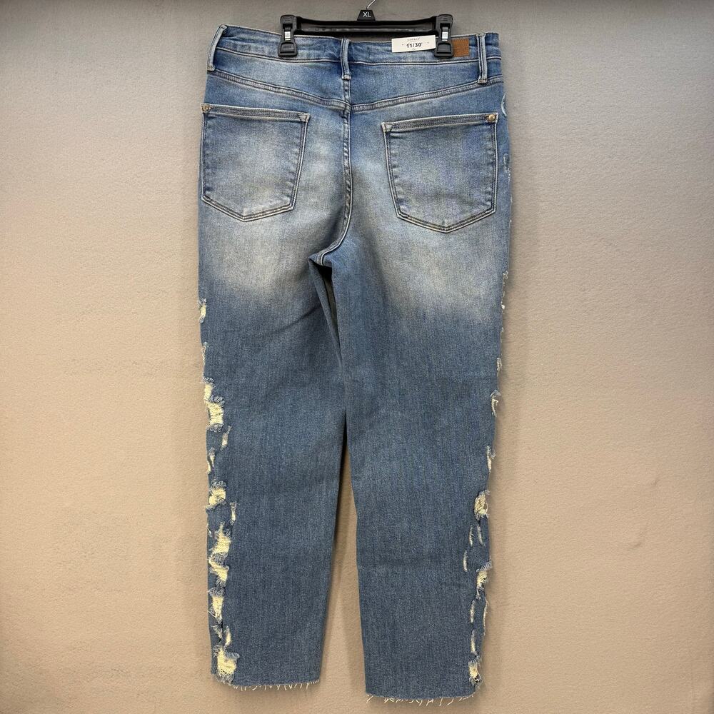 Judy Blue Jeans Women's 11/30 Blue Cropped Straight Leg High Waist NWT - Picture 2 of 14